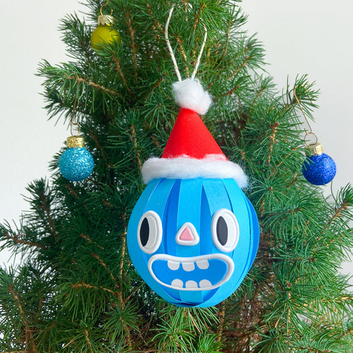 How to make your own holiday baubles.